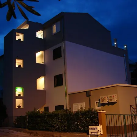 Apartmán 24 *